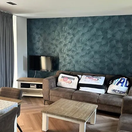 Zevenhuizen Near Rottemeren